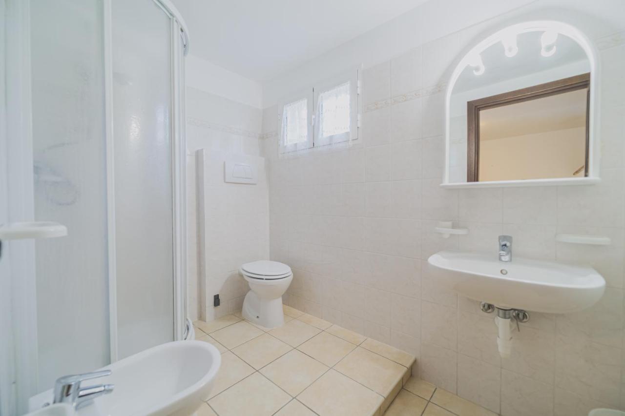 Il Poggio Marcuccio Aparthotel Lacona Exteriör bild