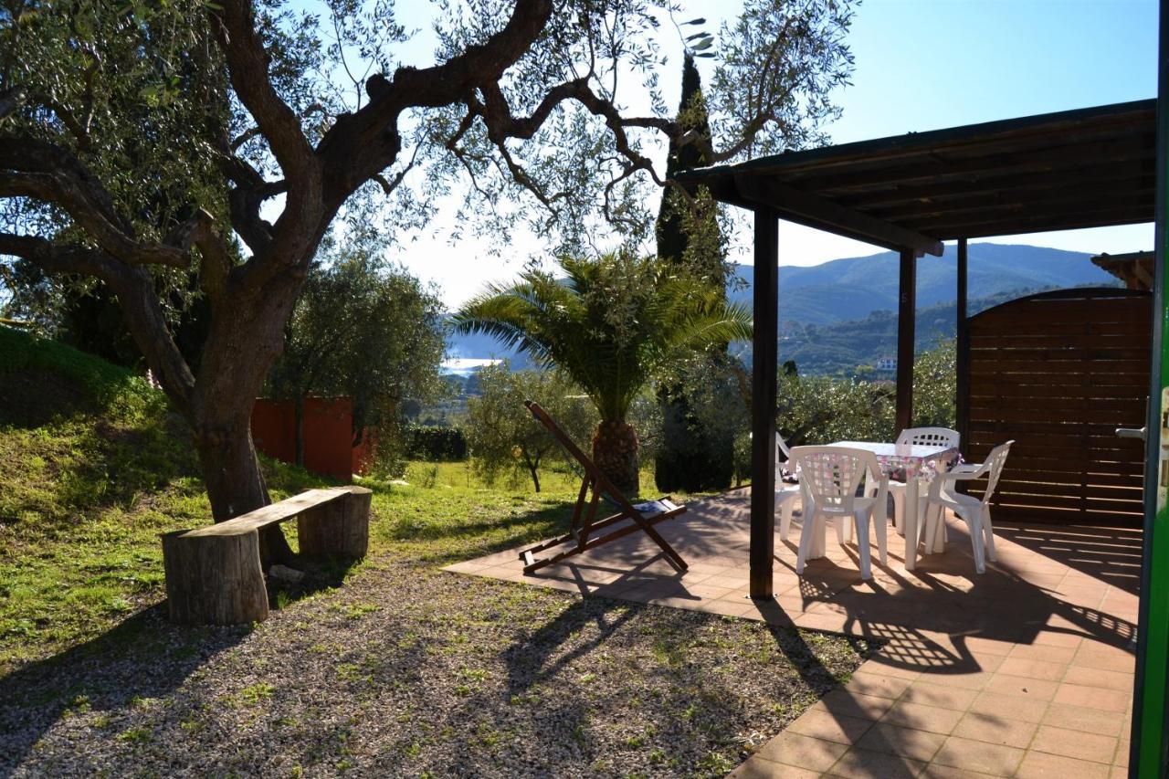 Il Poggio Marcuccio Aparthotel Lacona Exteriör bild