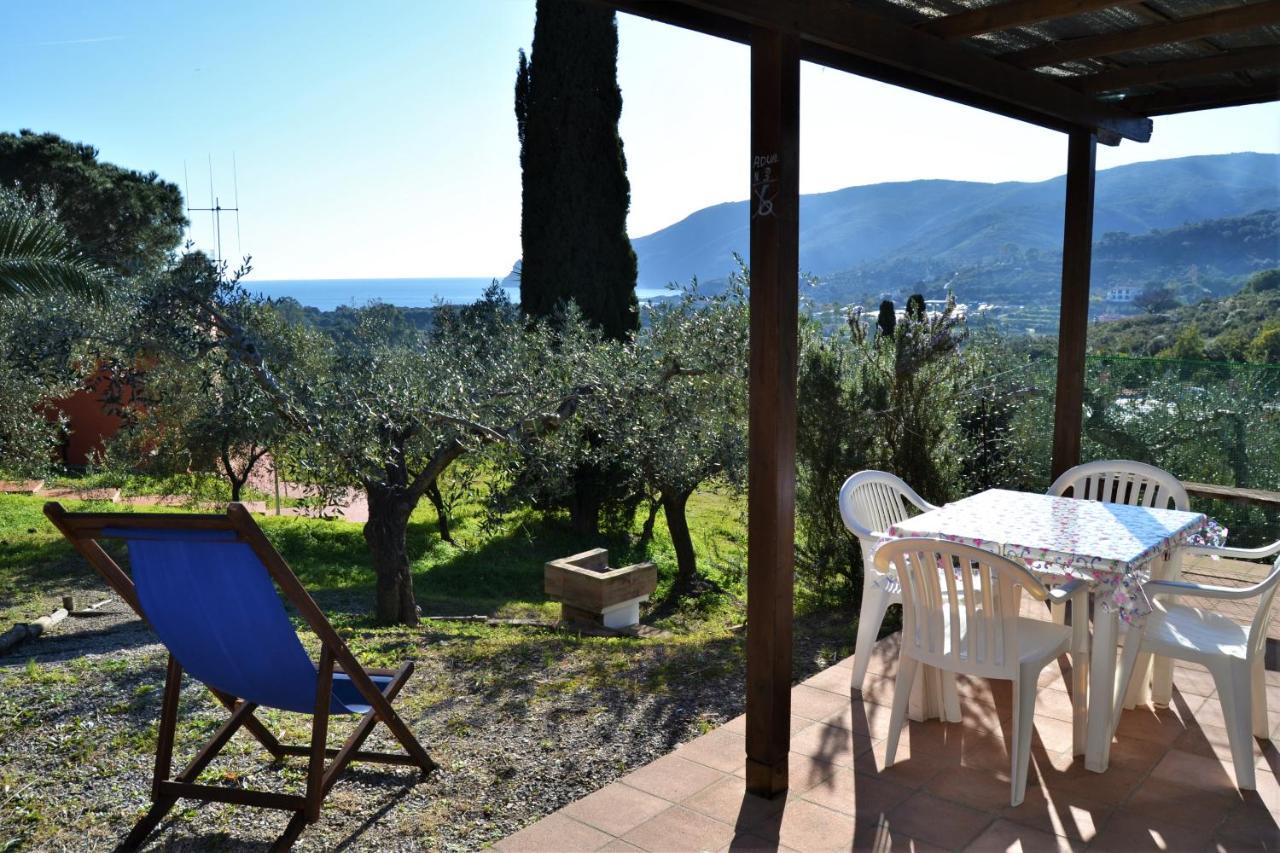 Il Poggio Marcuccio Aparthotel Lacona Exteriör bild