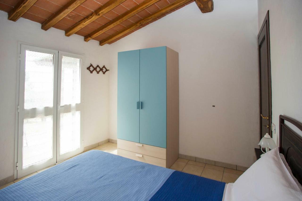 Il Poggio Marcuccio Aparthotel Lacona Exteriör bild