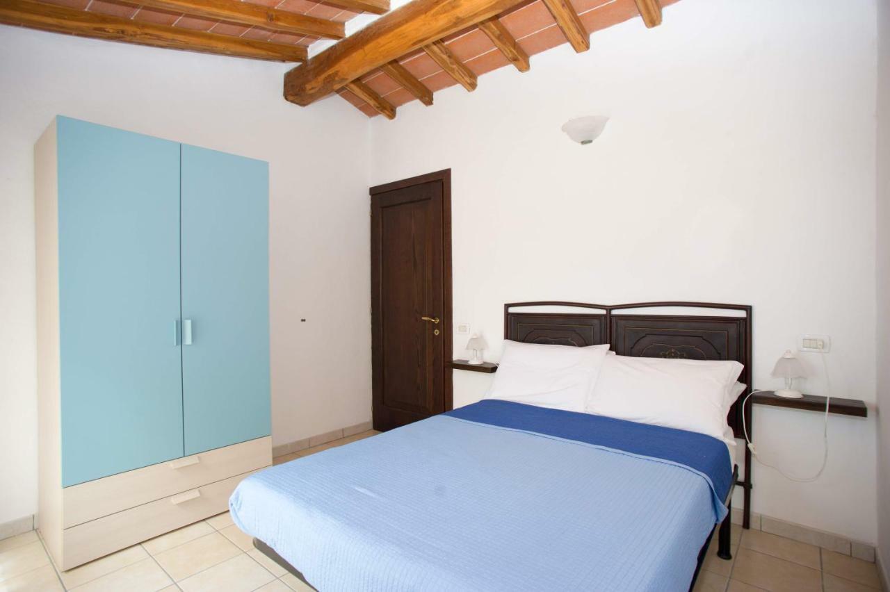 Il Poggio Marcuccio Aparthotel Lacona Exteriör bild