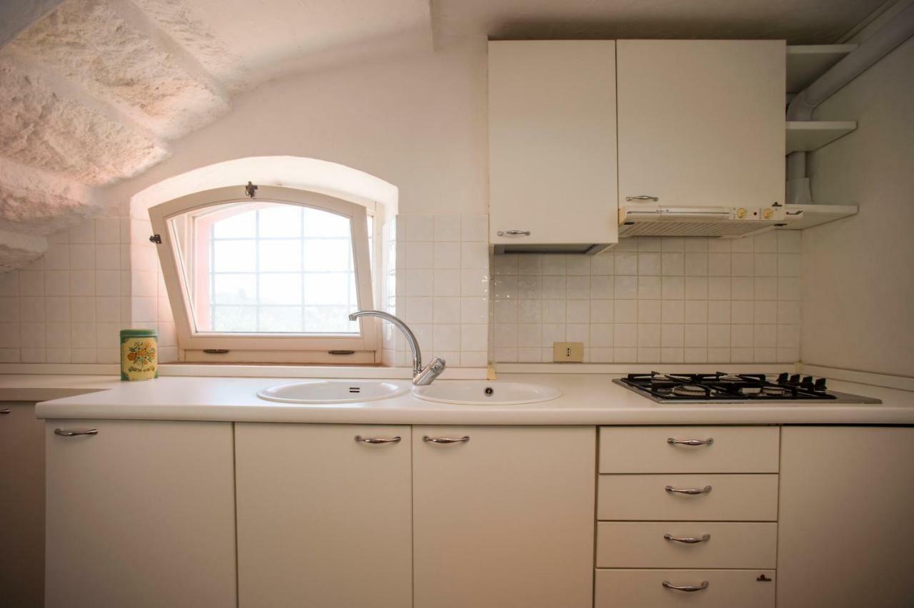 Il Poggio Marcuccio Aparthotel Lacona Exteriör bild