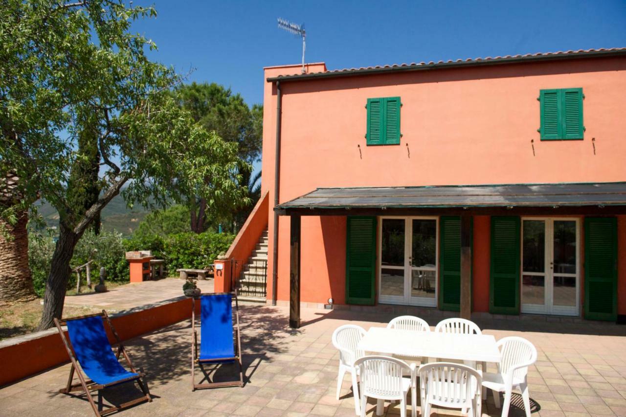 Il Poggio Marcuccio Aparthotel Lacona Exteriör bild